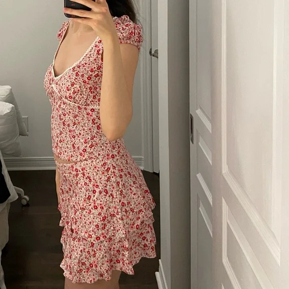 Motel matching top and mini skirt set - pink/red floral - Picture 1 of 3